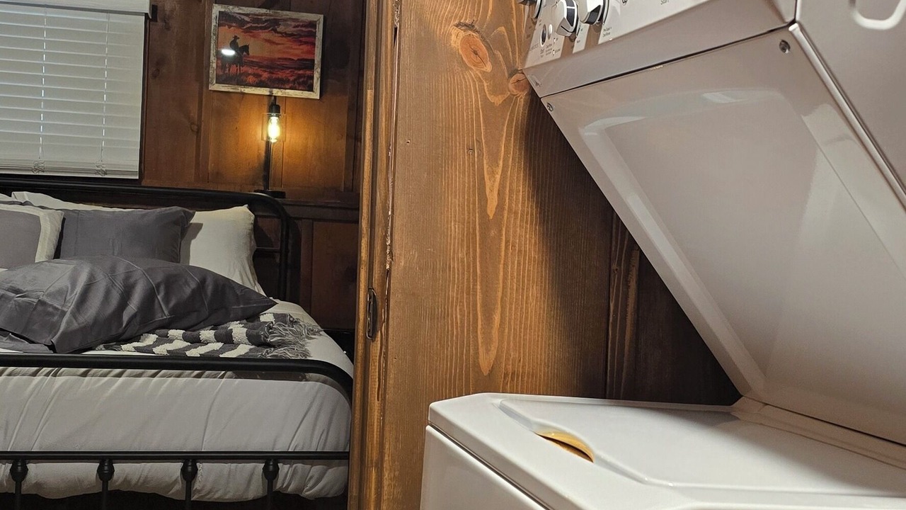 Photo of Bedroom in Mountain Club