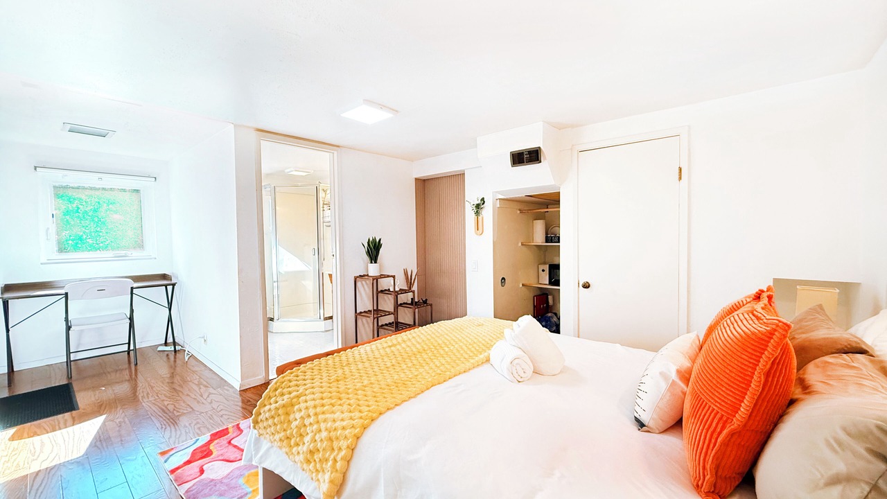 Photo of Bedroom in Berkeley Hills