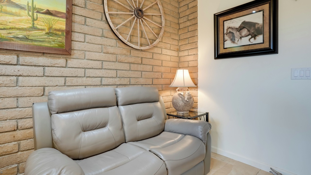 Photo of Livingroom in Wickenburg