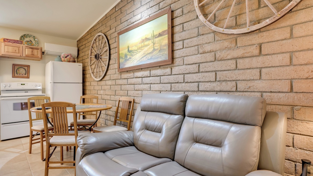 Photo of Livingroom in Wickenburg