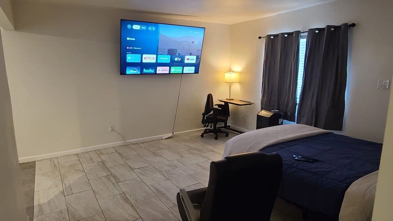 Photo of Bedroom in Victorville