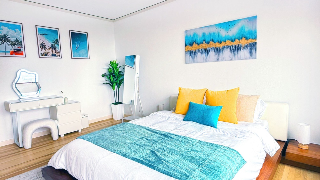Photo of Bedroom in Berkeley Hills