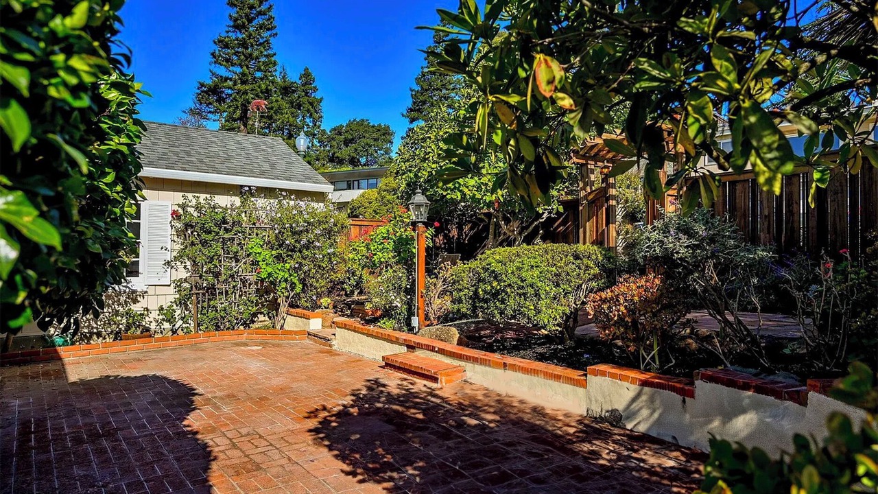 Photo of Outdoor in Berkeley Hills
