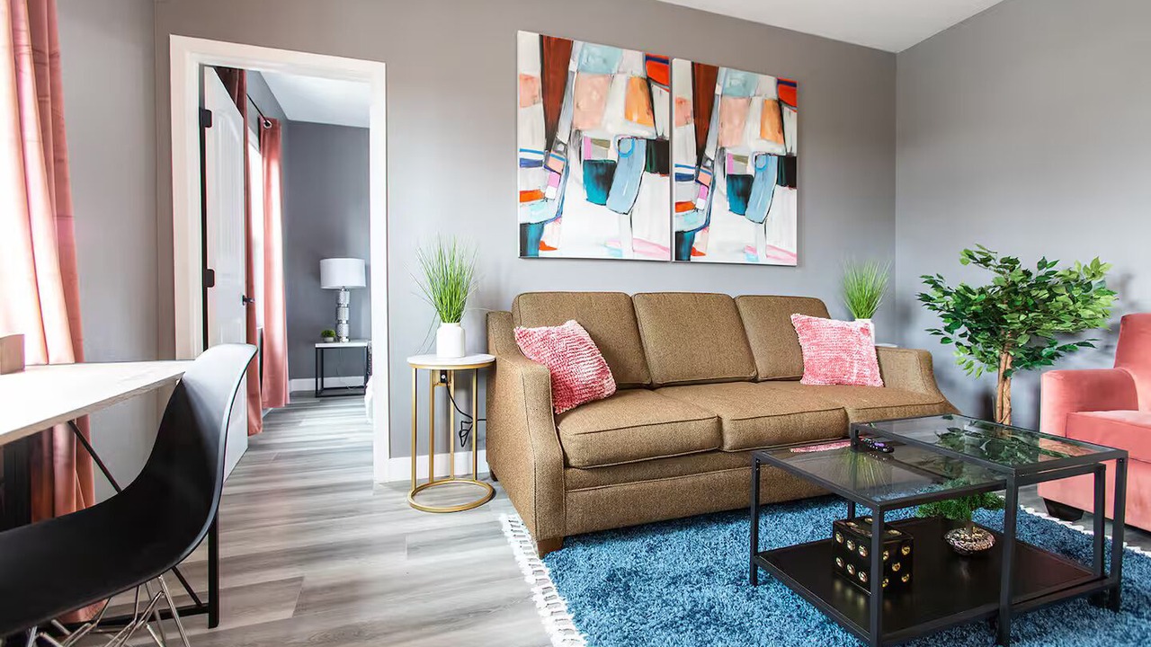 Photo of Livingroom in University Heights