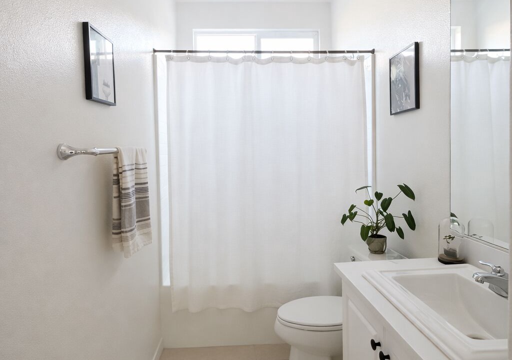 Photo of Bathroom in Eastvale