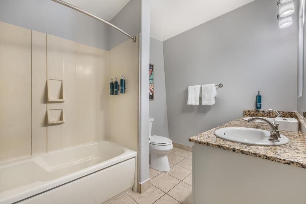 Photo of Bathroom in Canyon Corridor