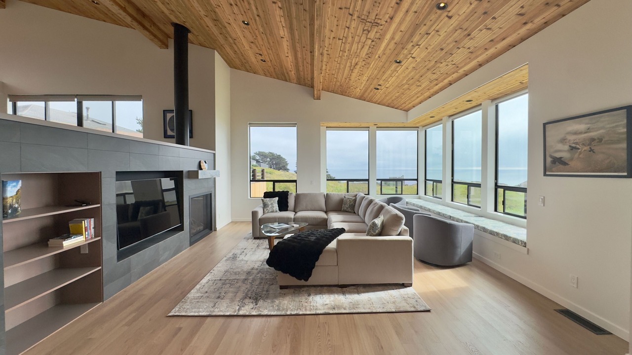 Photo of Livingroom in Sea Ranch