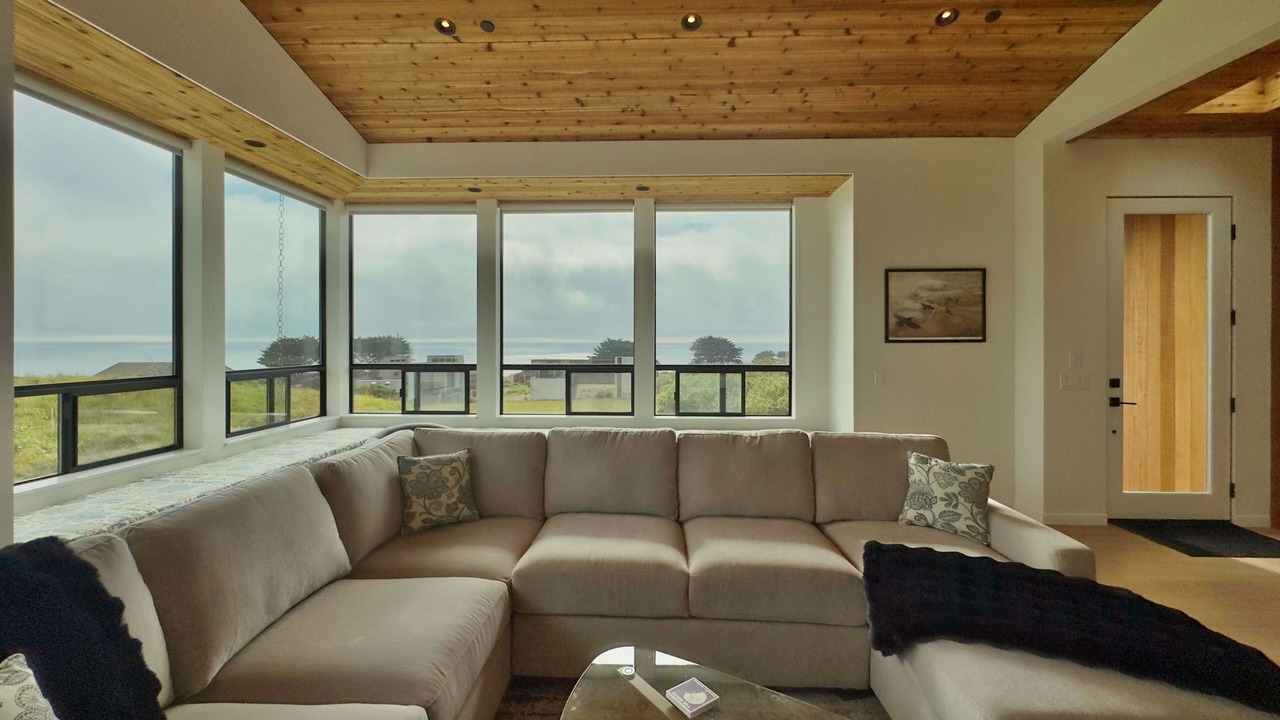 Photo of Livingroom in Sea Ranch