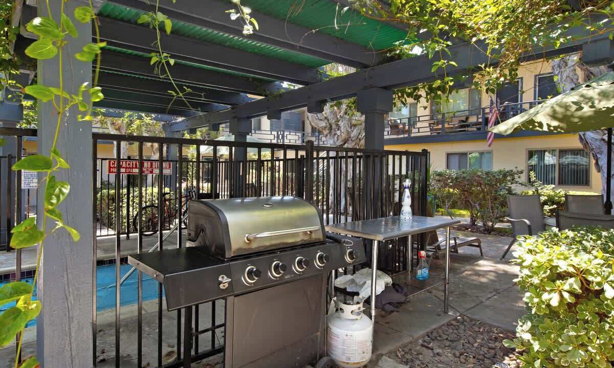 Photo of Patio Balcony in North Pacific Beach