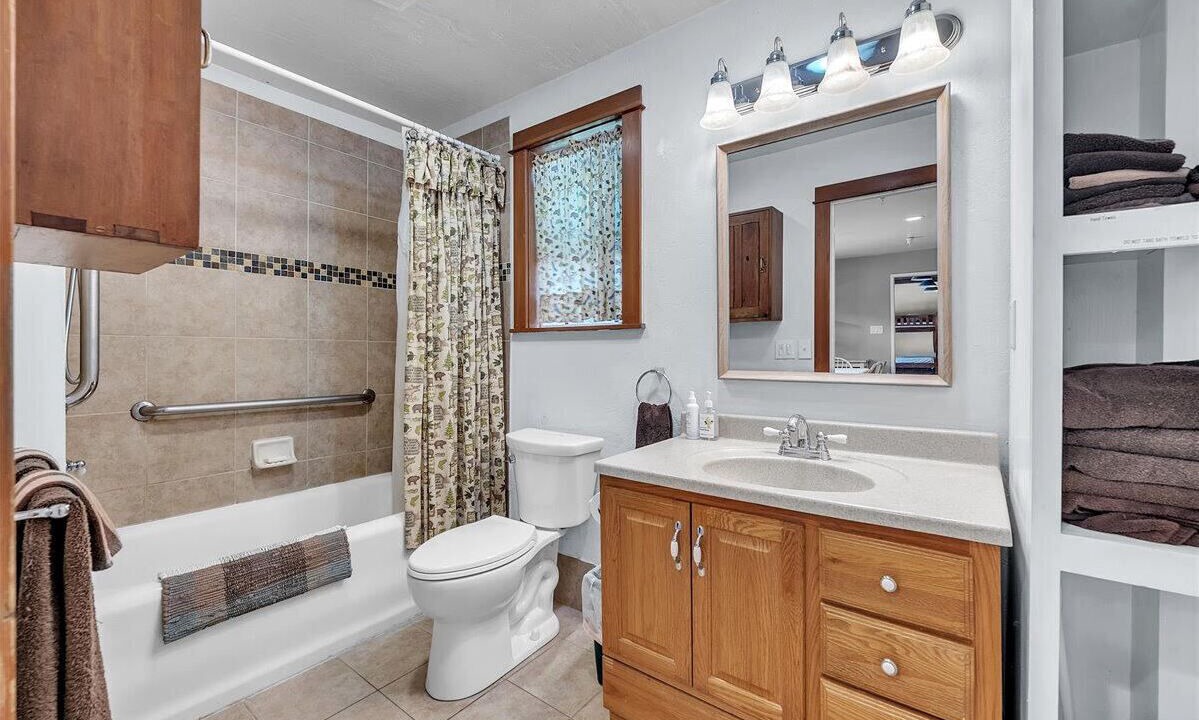 Photo of Bathroom in Nevada City