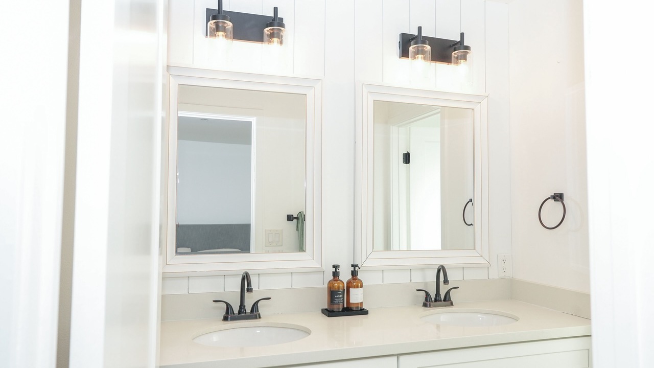 Photo of Bathroom in Inglewood