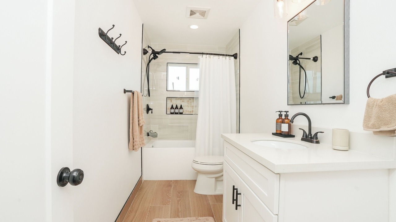 Photo of Bathroom in Inglewood