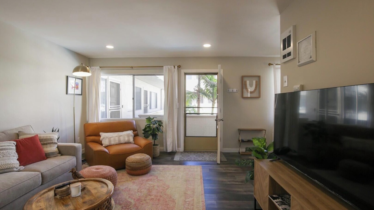 Photo of Livingroom in Ocean Beach