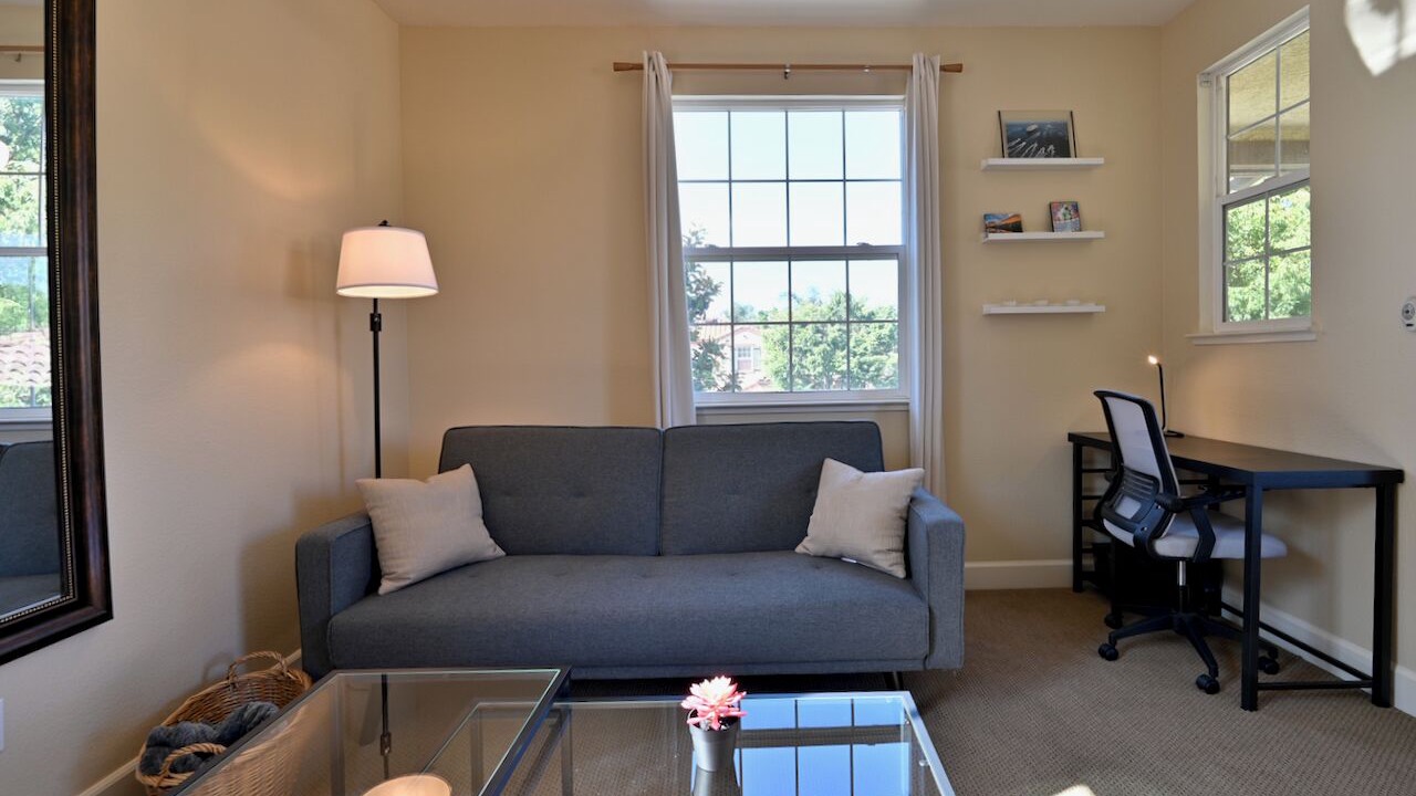 Photo of Livingroom in West Sacramento