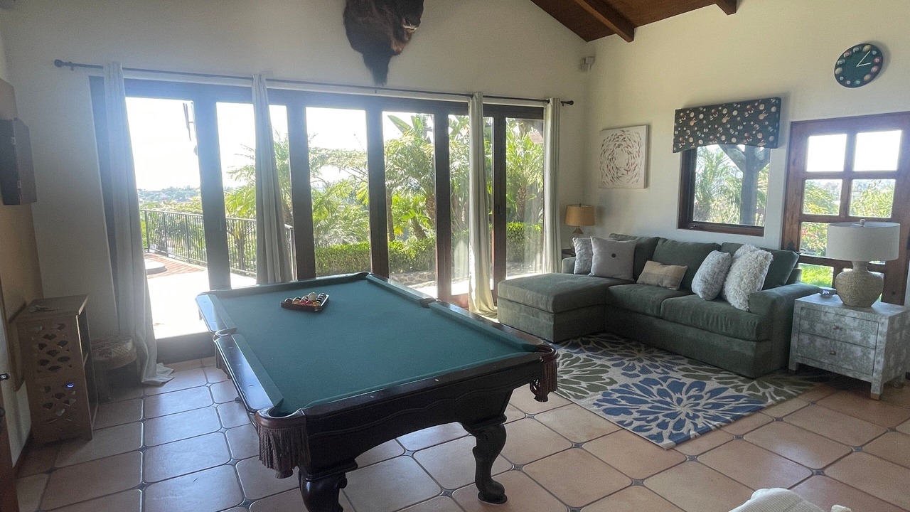 Photo of Livingroom in Vista
