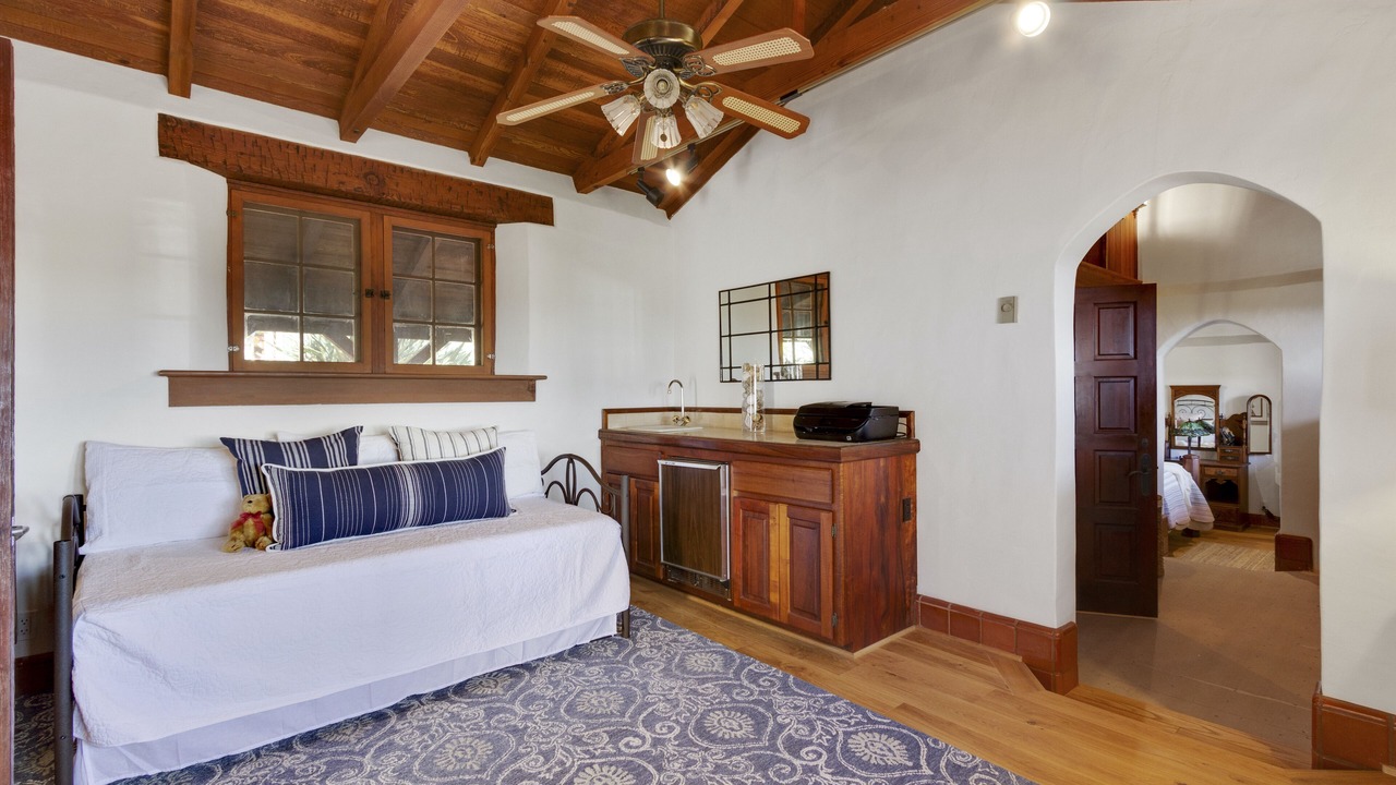 Photo of Bedroom in Vista
