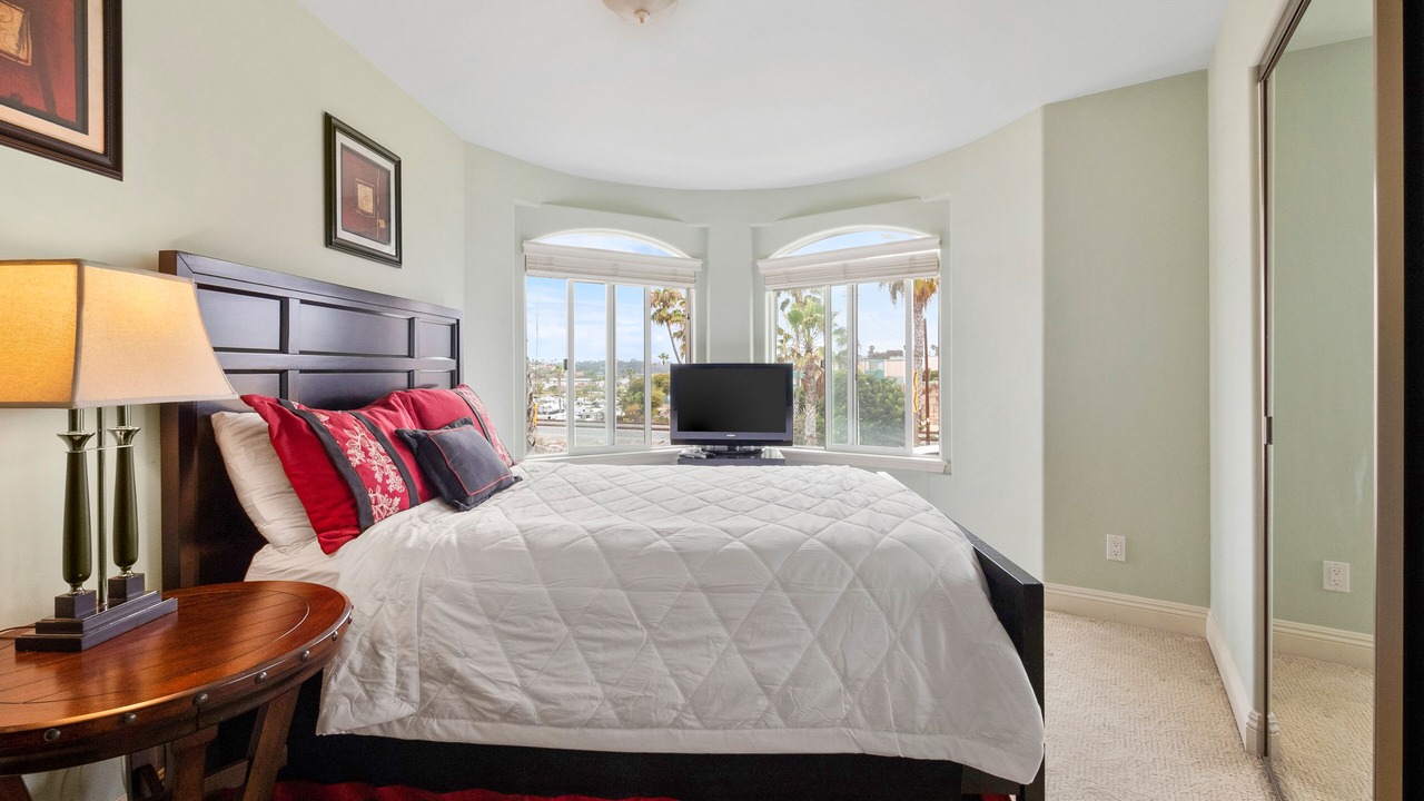 Photo of Bedroom in South Oceanside
