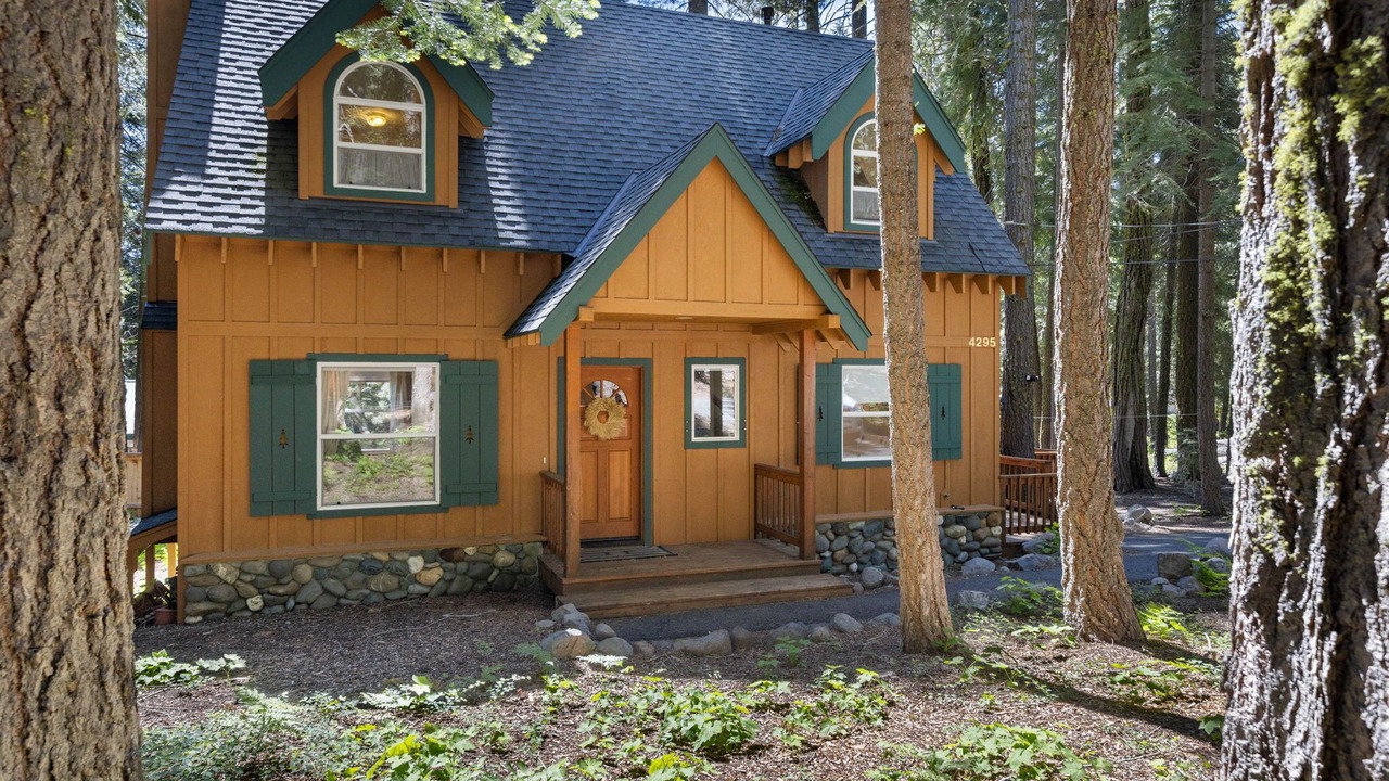 Photo of Others in Tahoe Pines