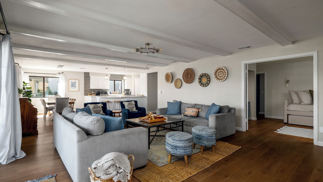 Photo of Livingroom in Canyon Lake