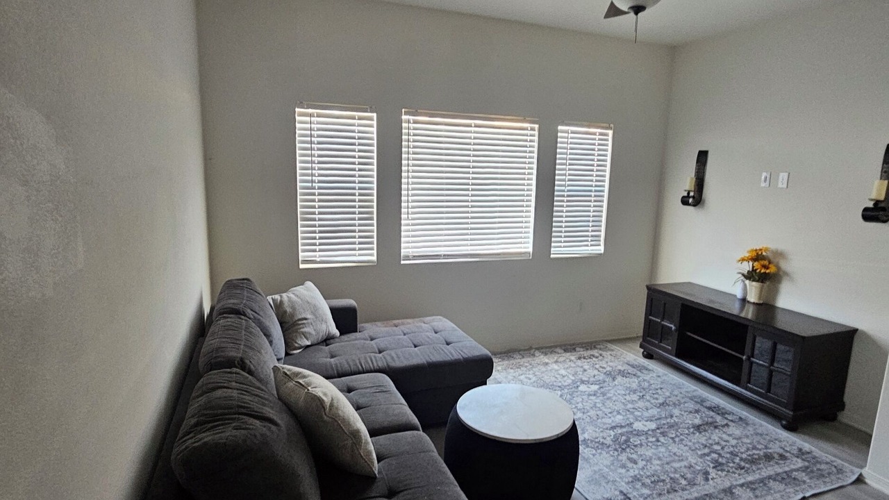 Photo of Livingroom in Hemet