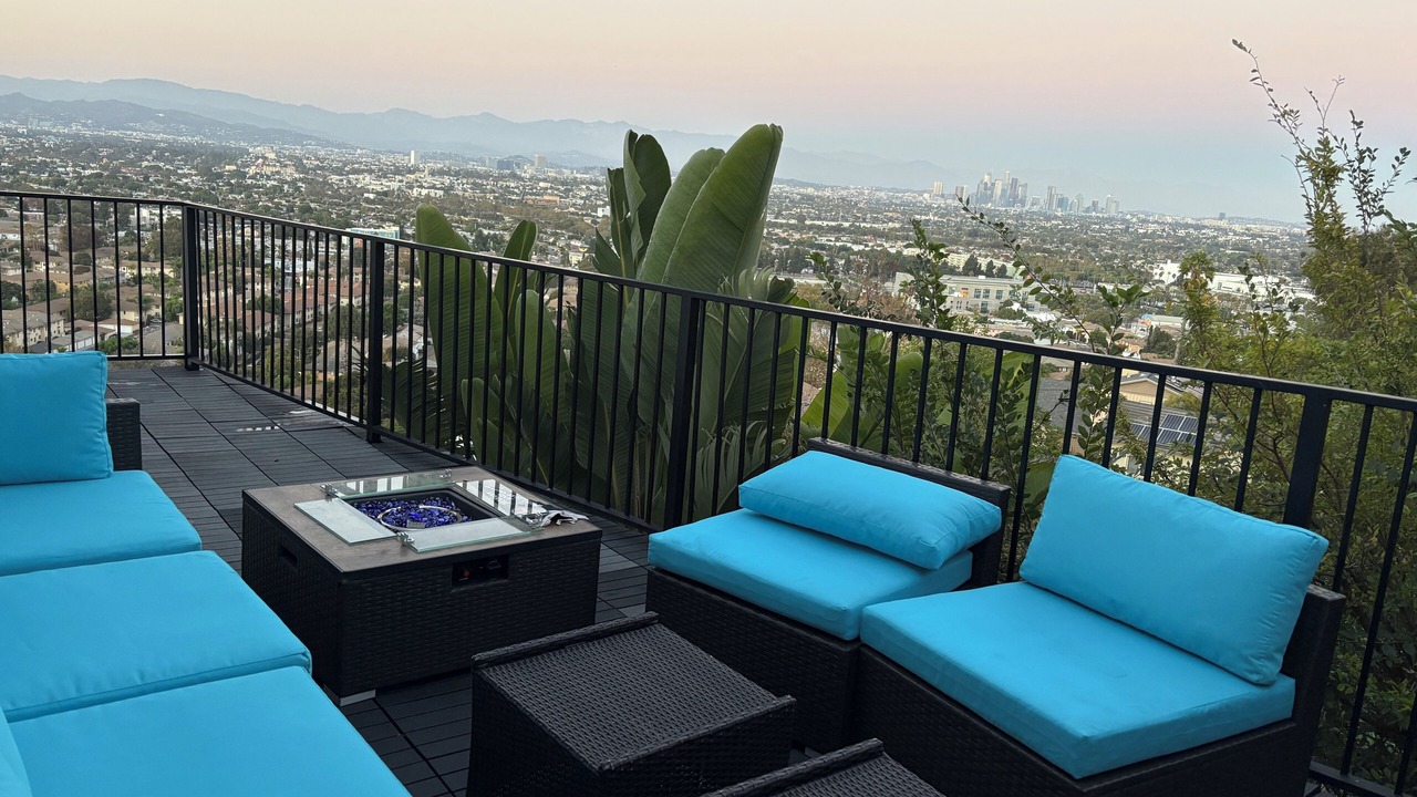 Photo of Outdoor in Crenshaw