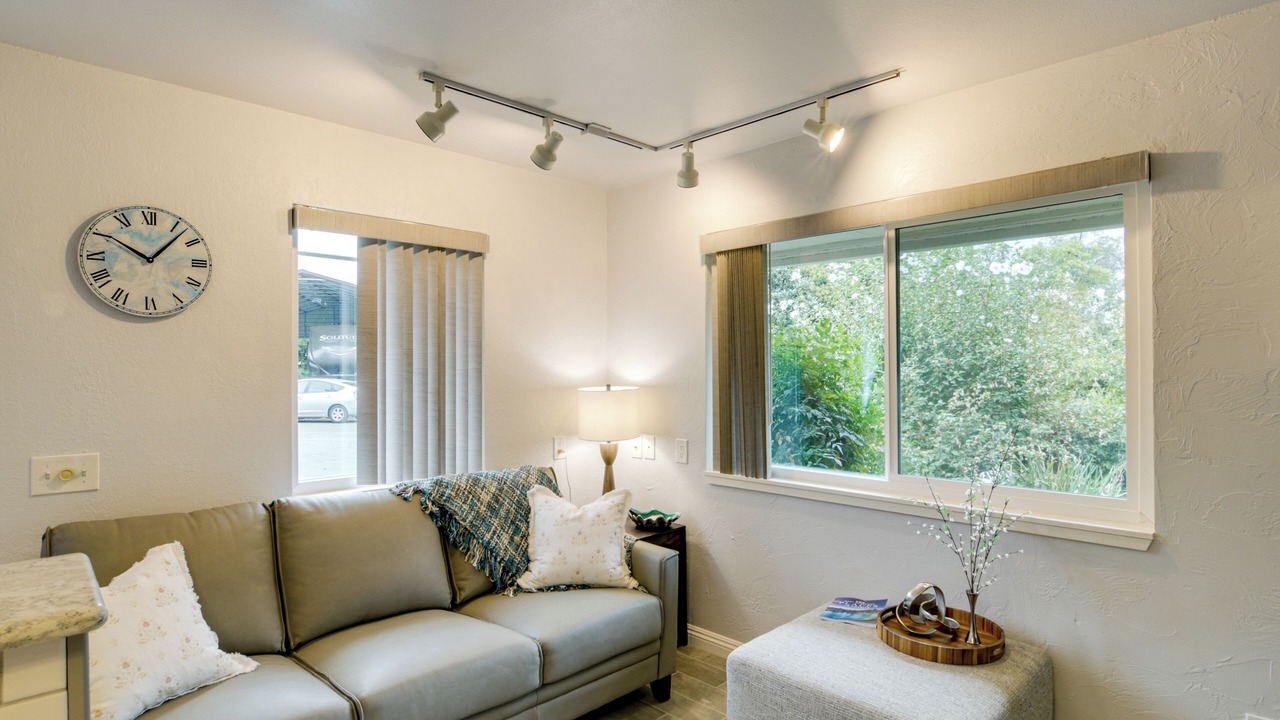 Photo of Livingroom in Butte County