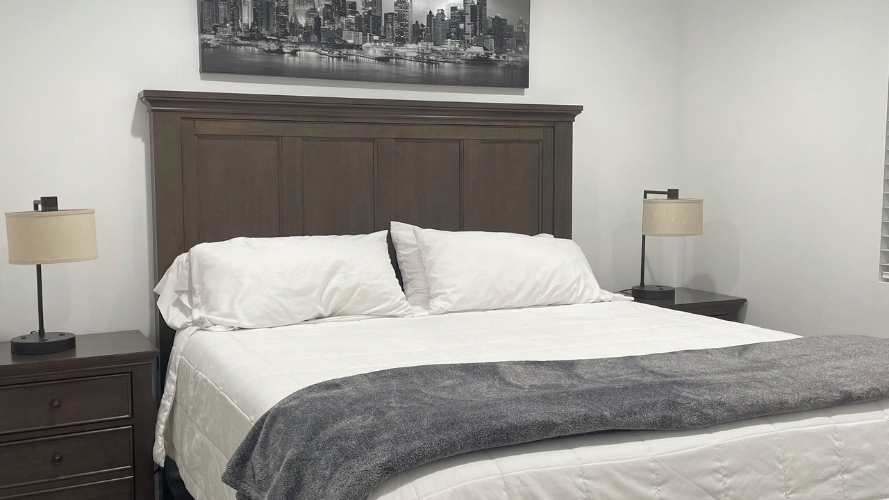 Photo of Bedroom in Burbank