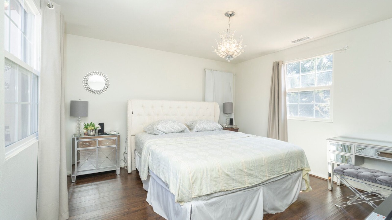 Photo of Bedroom in Oak Creek