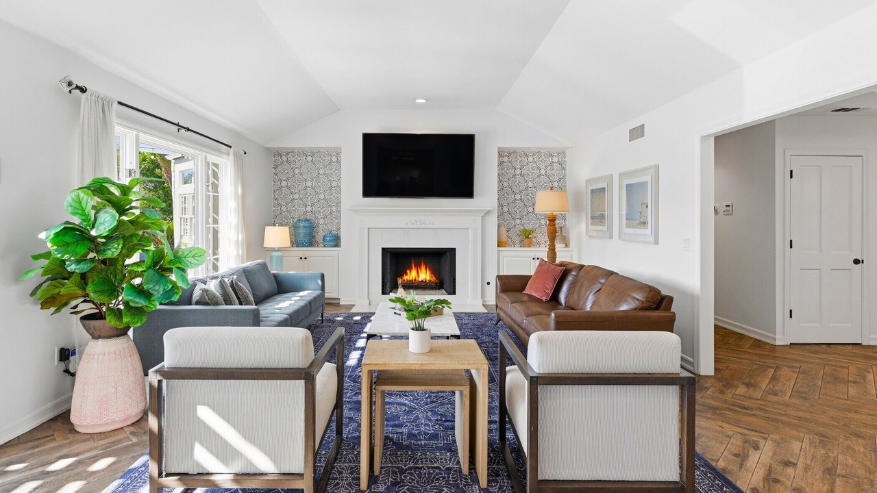 Photo of Livingroom in Country Club
