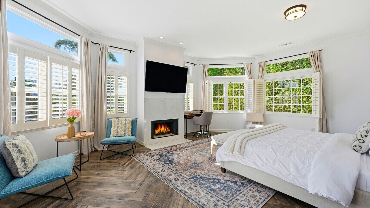 Photo of Livingroom in Country Club