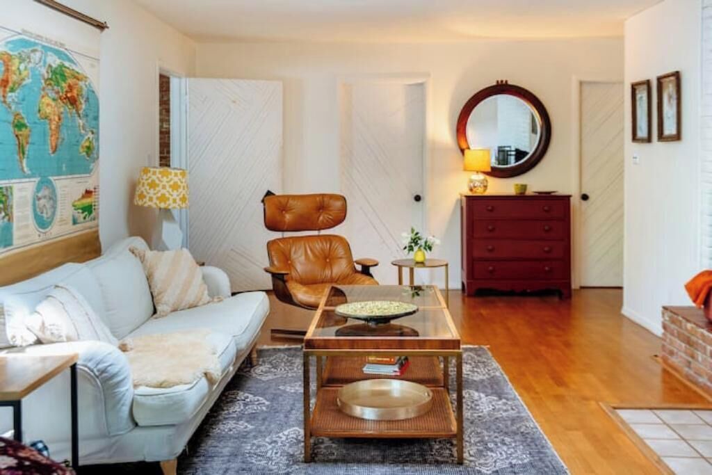 Photo of Livingroom in Boonville