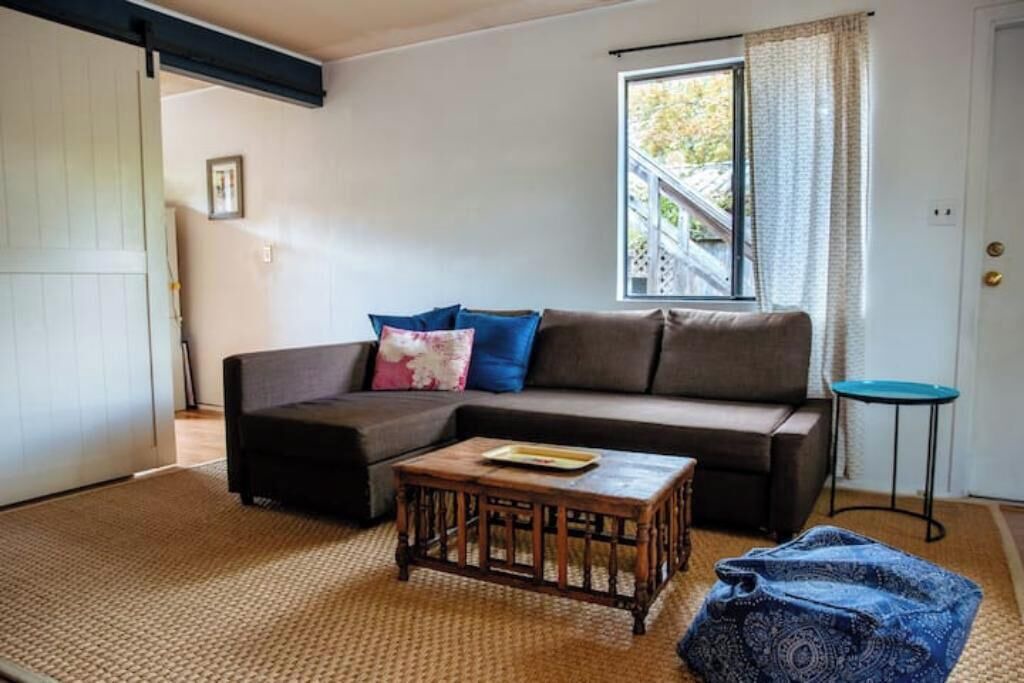 Photo of Livingroom in Boonville