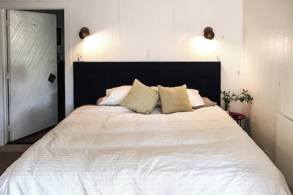 Photo of Bedroom in Boonville
