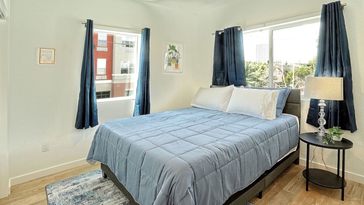Photo of Bedroom in Downtown Reno