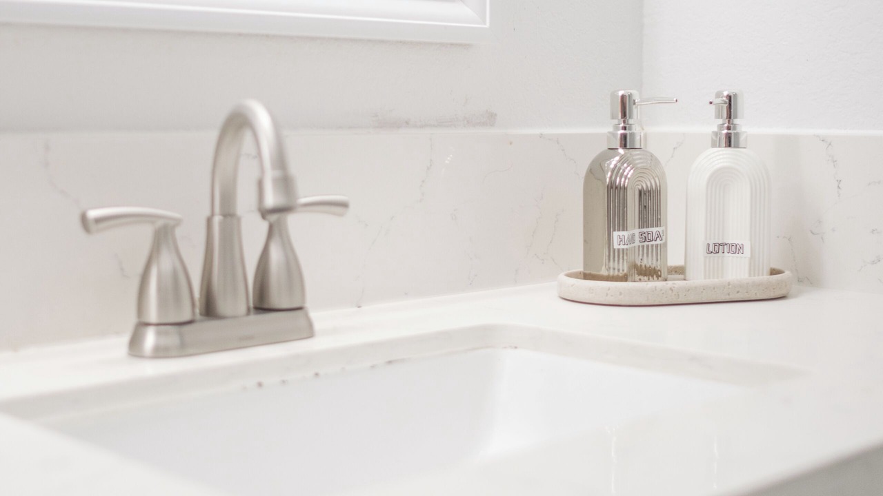 Photo of Bathroom in Walnut