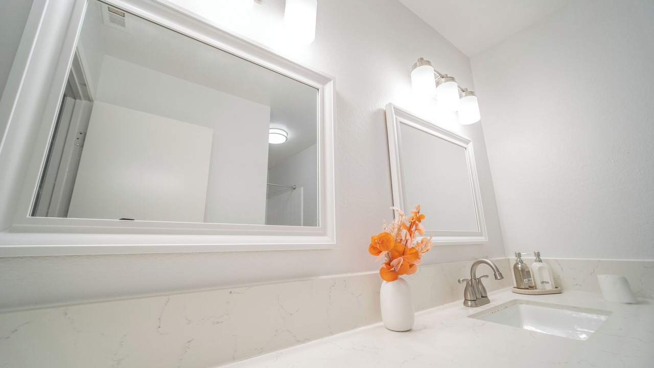 Photo of Bathroom in Walnut
