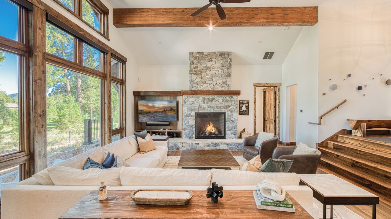 Photo of Livingroom in Ponderosa Palisades