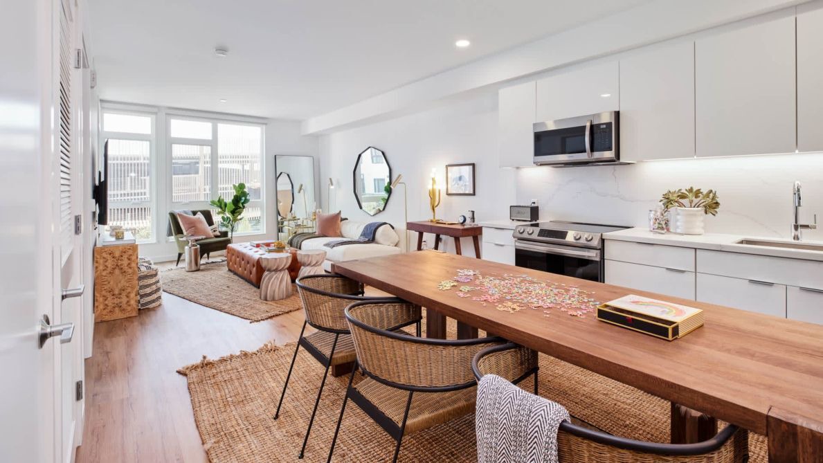Photo of Livingroom in Oakland