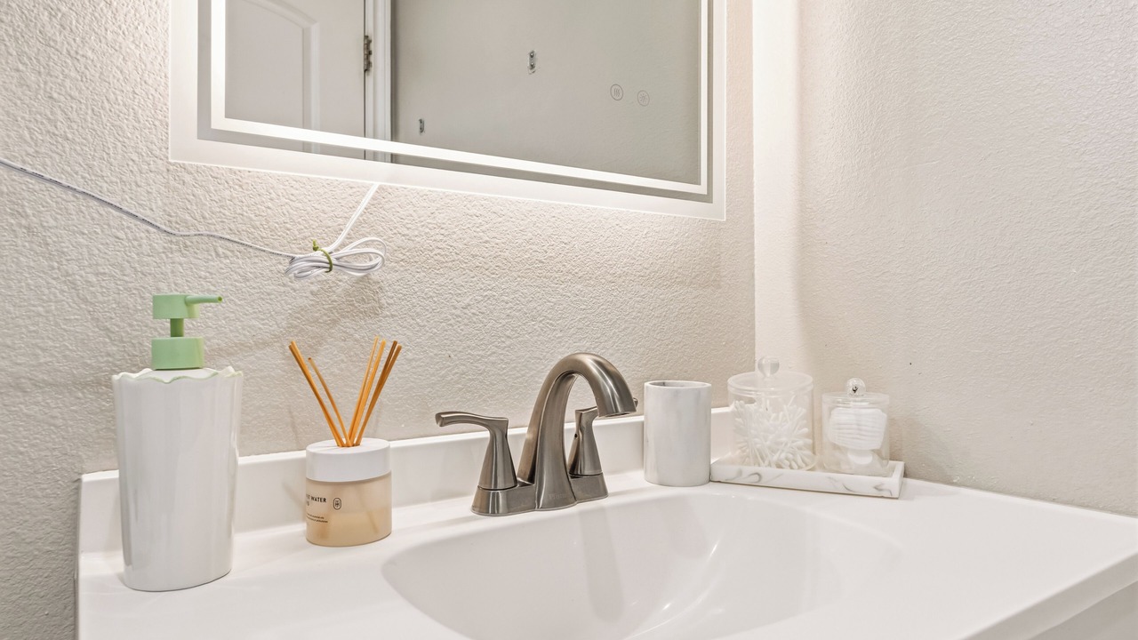 Photo of Bathroom in Midway City
