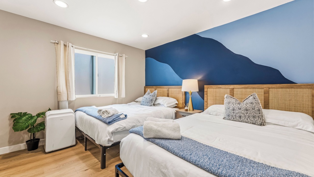 Photo of Bedroom in Midway City