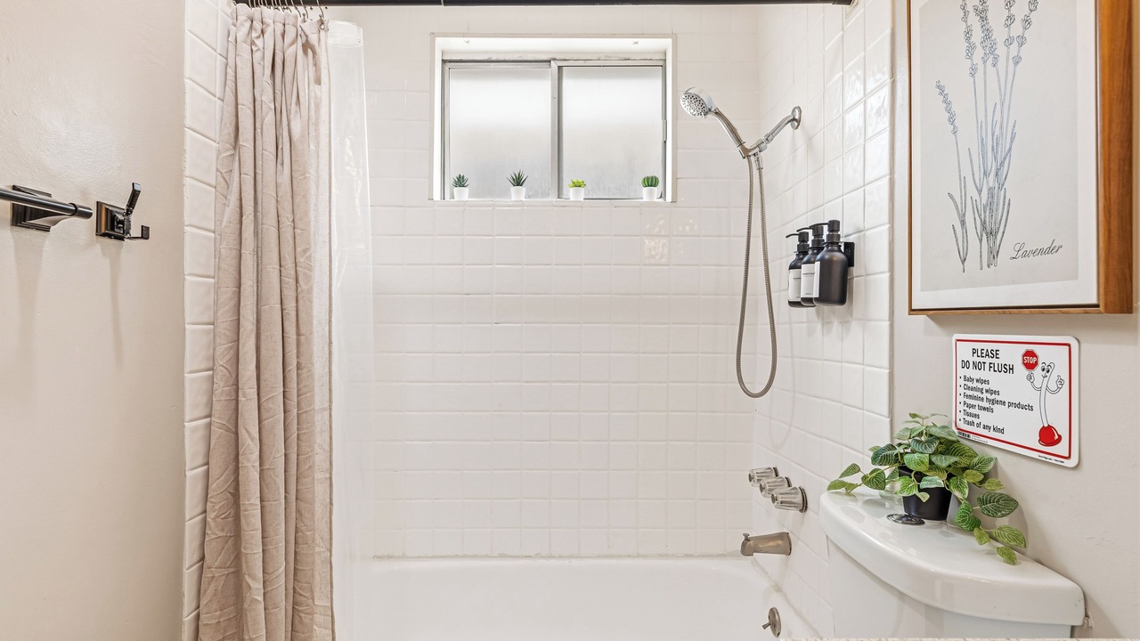 Photo of Bathroom in Midway City