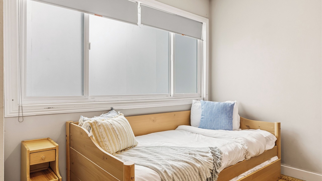 Photo of Bedroom in Midway City