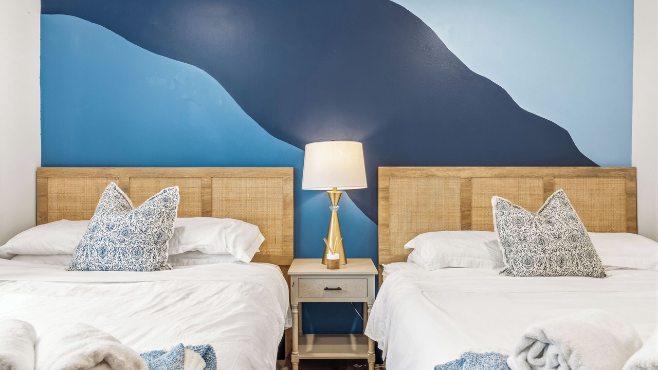 Photo of Bedroom in Midway City