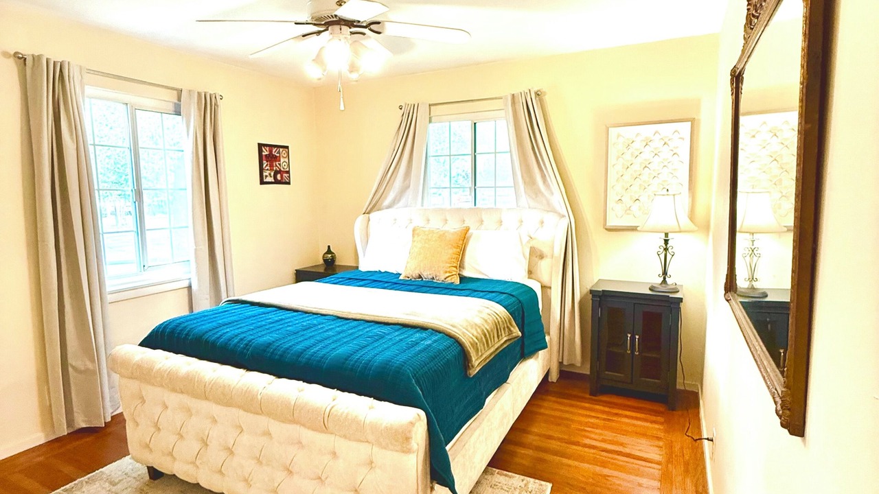 Photo of Bedroom in East Sacramento