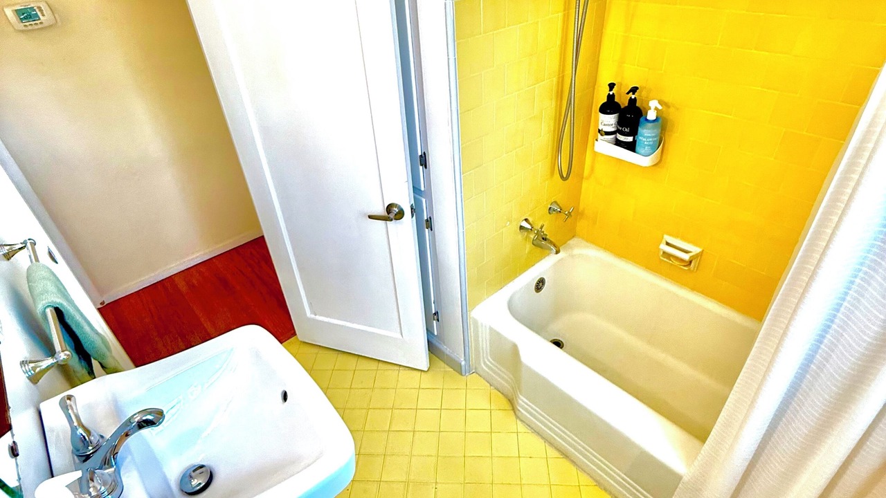 Photo of Bathroom in East Sacramento