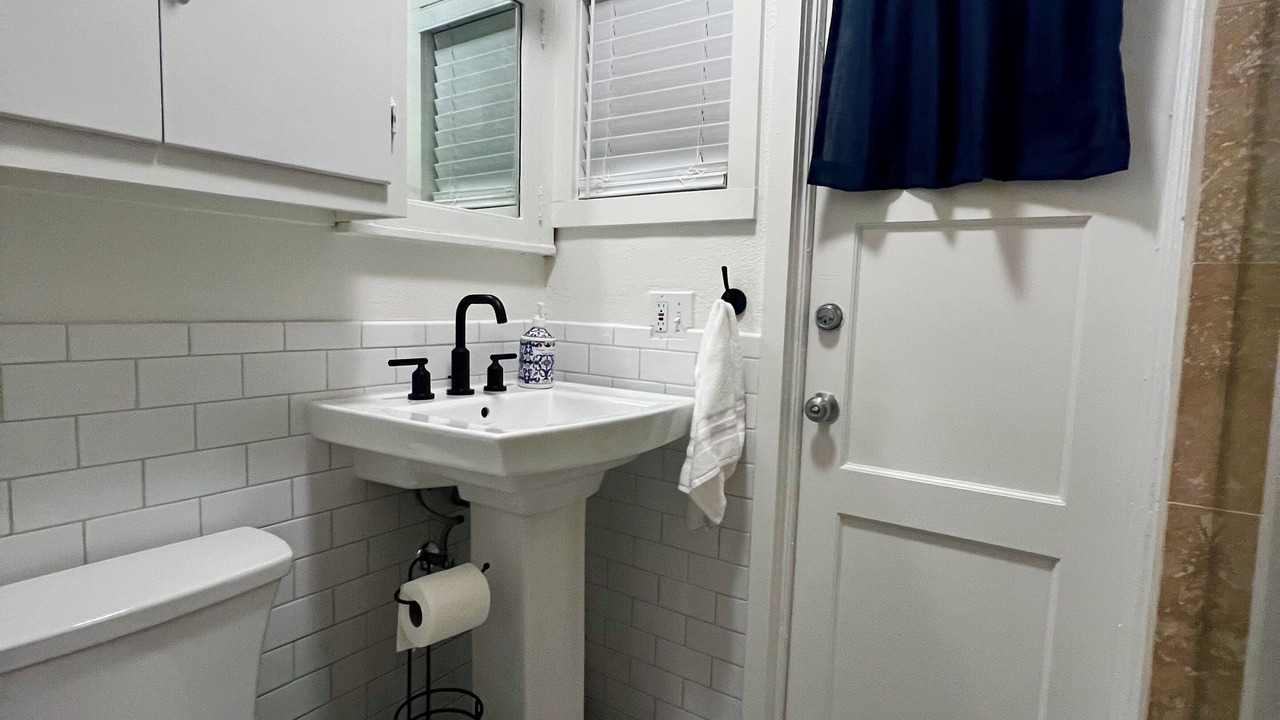 Photo of Bathroom in Avalon