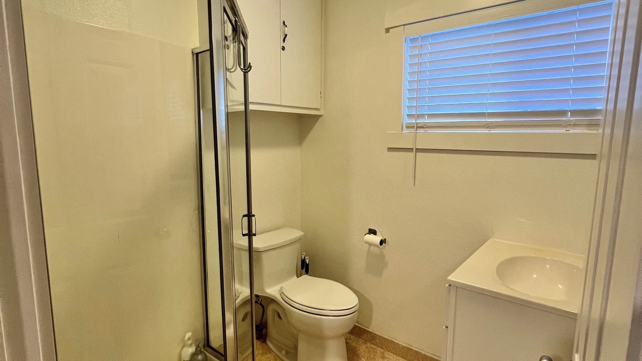 Photo of Bathroom in Avalon