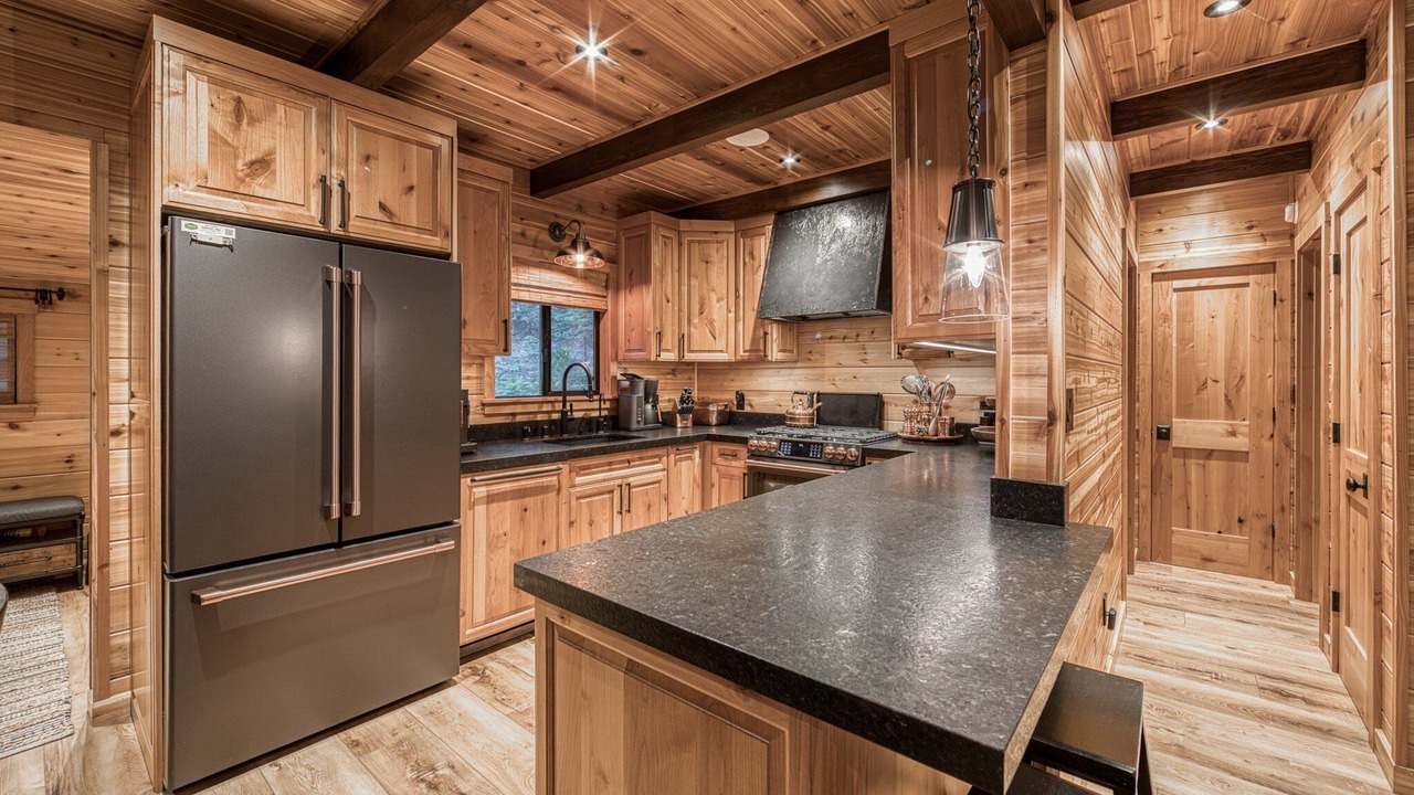 Photo of Kitchen in Tahoma