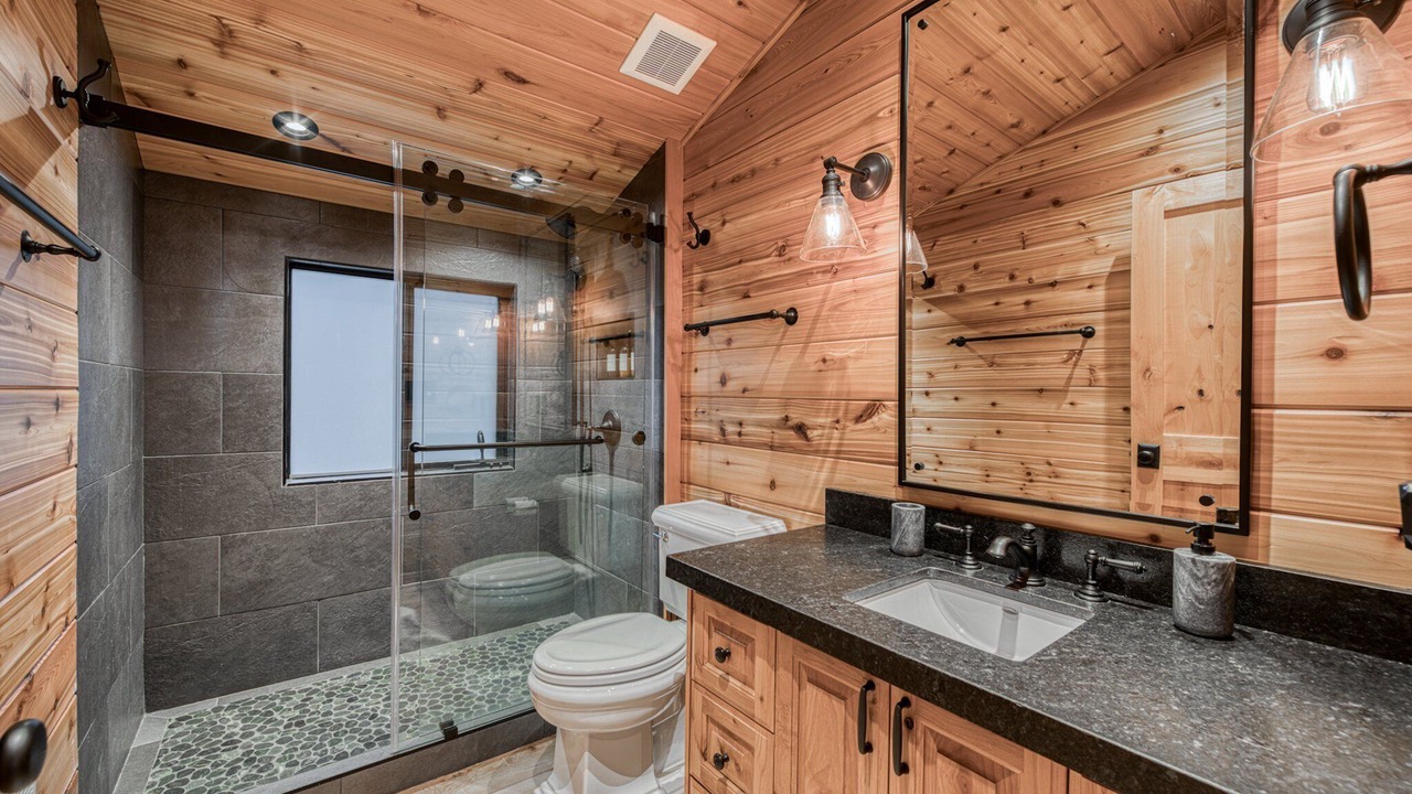 Photo of Bathroom in Tahoma