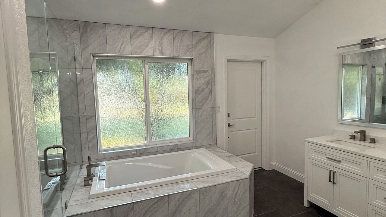 Photo of Bathroom in Roosevelt